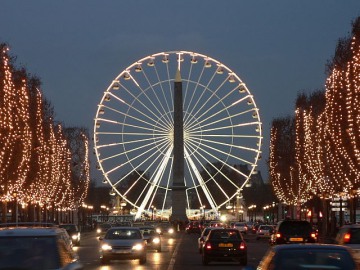 Champs-Elysées, an unforgettable stroll on a legendary avenue